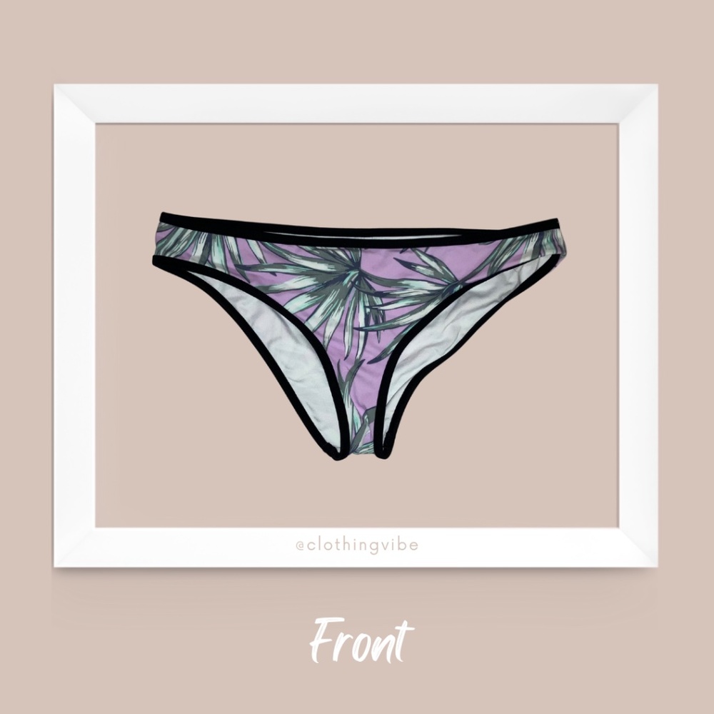 M | NWT Lavender/Palm Print Swim Bottoms